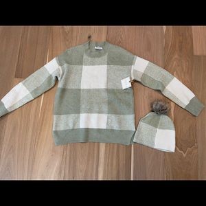 NWT Christian Siriano Matching Plaid Sweater and Beanie Set - SIZE S